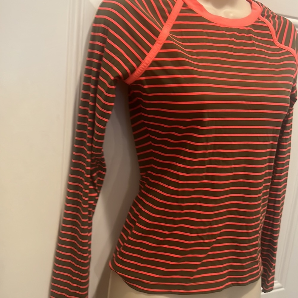 EUC! Sperry Rash Guard - Picture 6 of 8